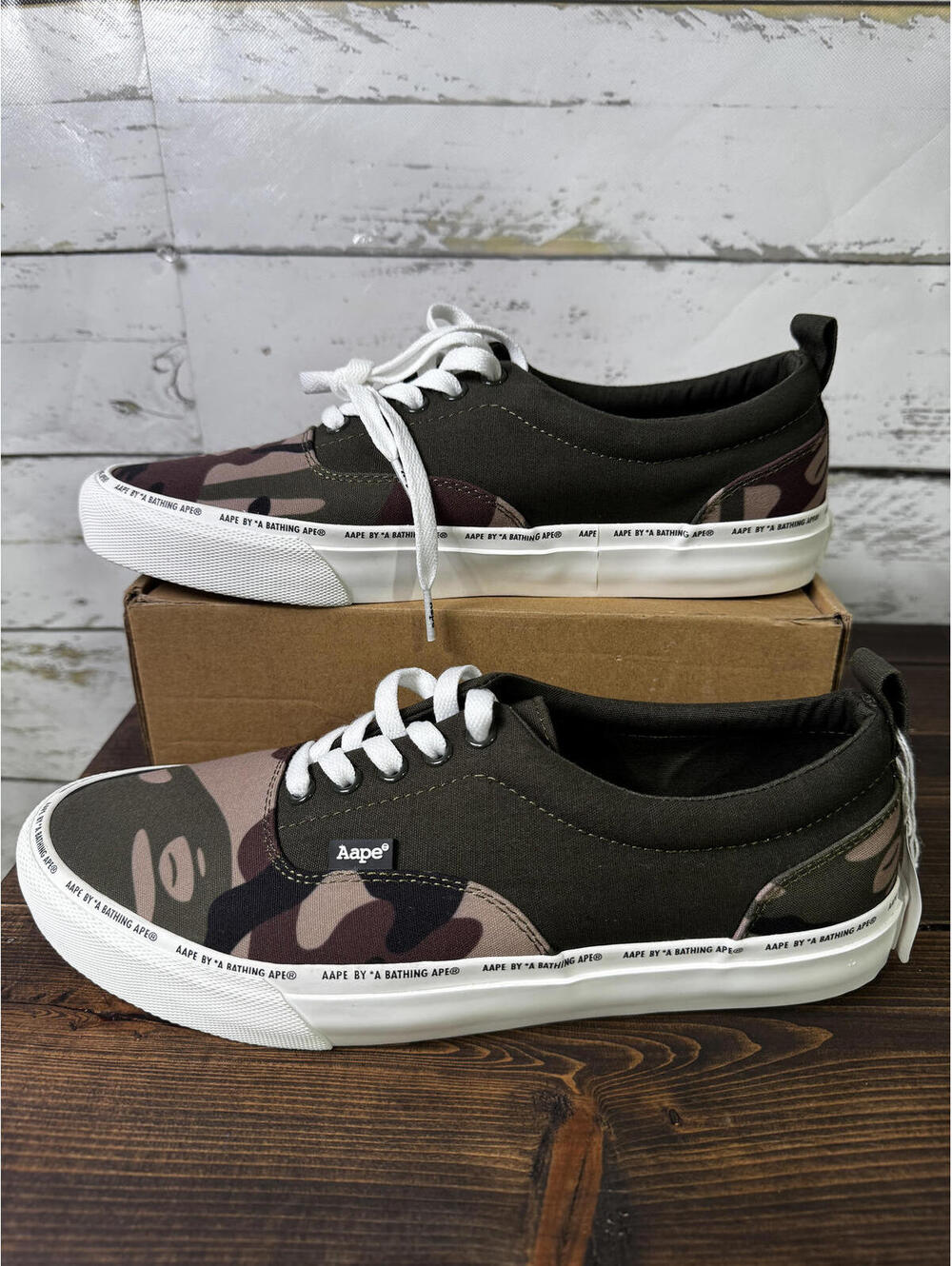 AAPE A Bathing Ape Camouflage Skateboard Sneakers Men's 10 NWOB